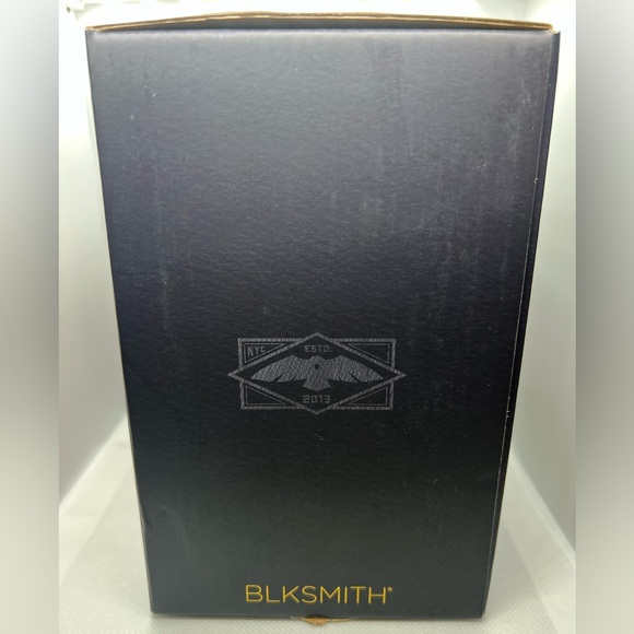 **UNOPENED** BLKSMITH Skull Decanter 750 mL 💀 ☠️ - Picture 3 of 6